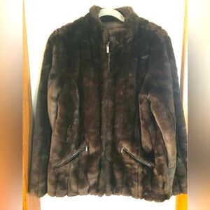Braetan Faux Fur Jacket - Y2K / Vintage style!